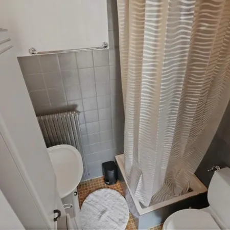 Apartment Ovronnaz - 2 Pers, Parking Gratuit & Petit Balcon